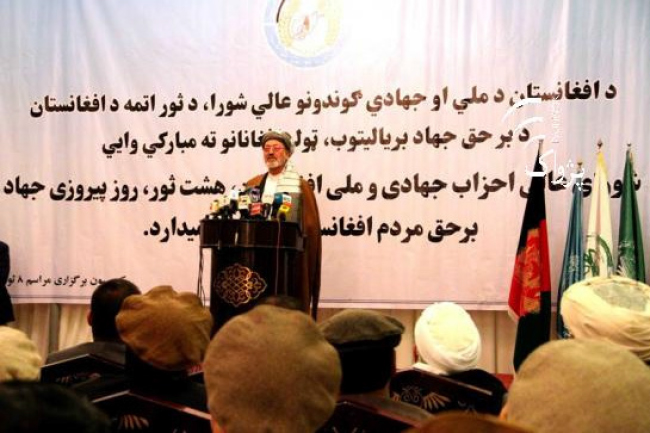 از تجارب مجاهدين در تامين امنيت و صلح استفاده شود